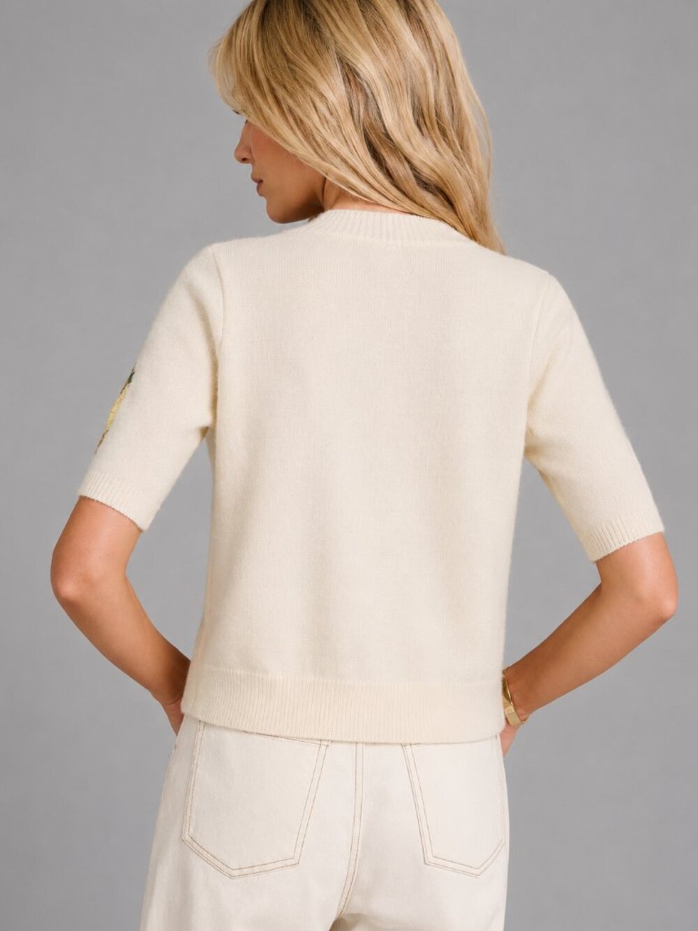 Women’s Beige Lemon Embroidered Knit Button Front Short Sleeve Cardigan Top - Picture 2 of 7
